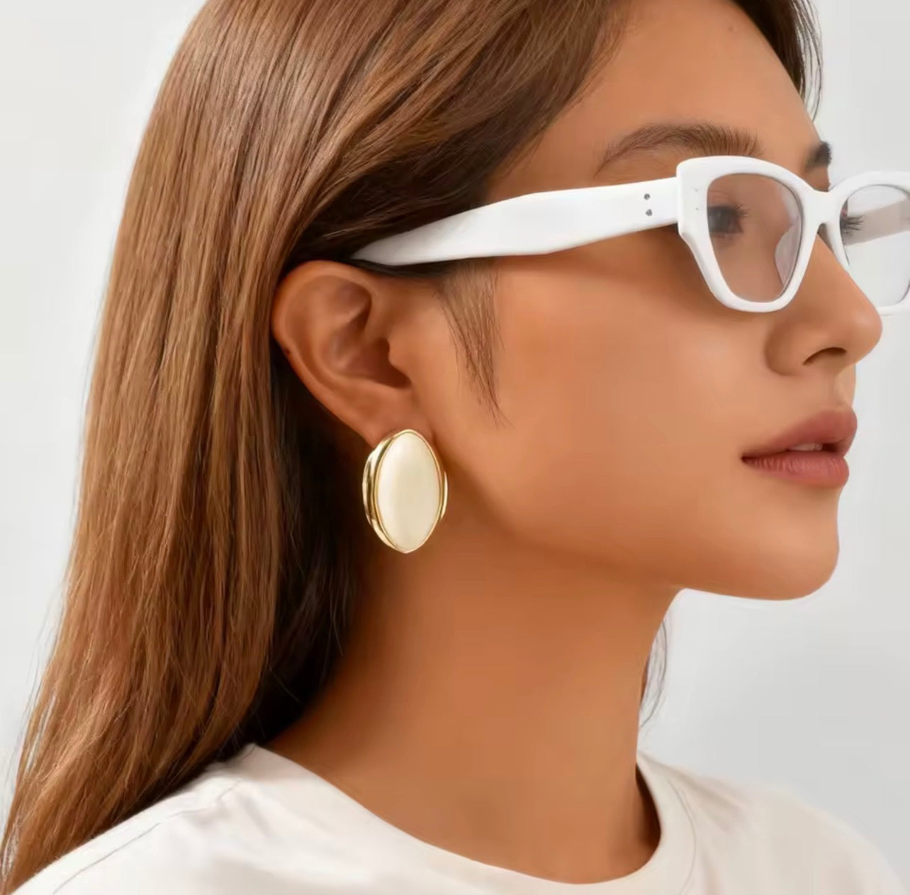 Chic Oval Resin & Gold Stud Earrings | Vintage Statement Jewelry for Women (Multiple Colors)