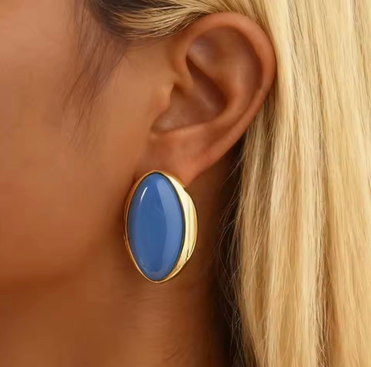 Chic Oval Resin & Gold Stud Earrings | Vintage Statement Jewelry for Women (Multiple Colors)